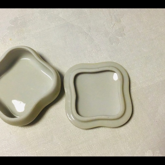 Trinket Box Vintage - Picture 3 of 4